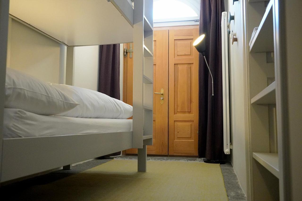 Apartamento Chasa Fent, Sent Scuol Im Engadin Exterior foto