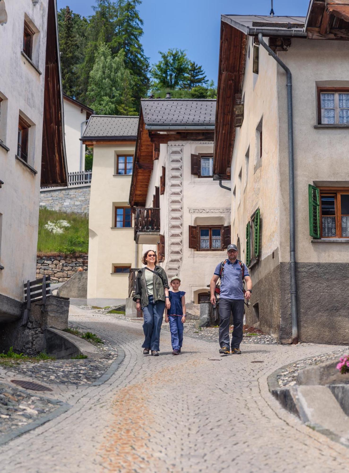 Apartamento Chasa Fent, Sent Scuol Im Engadin Exterior foto