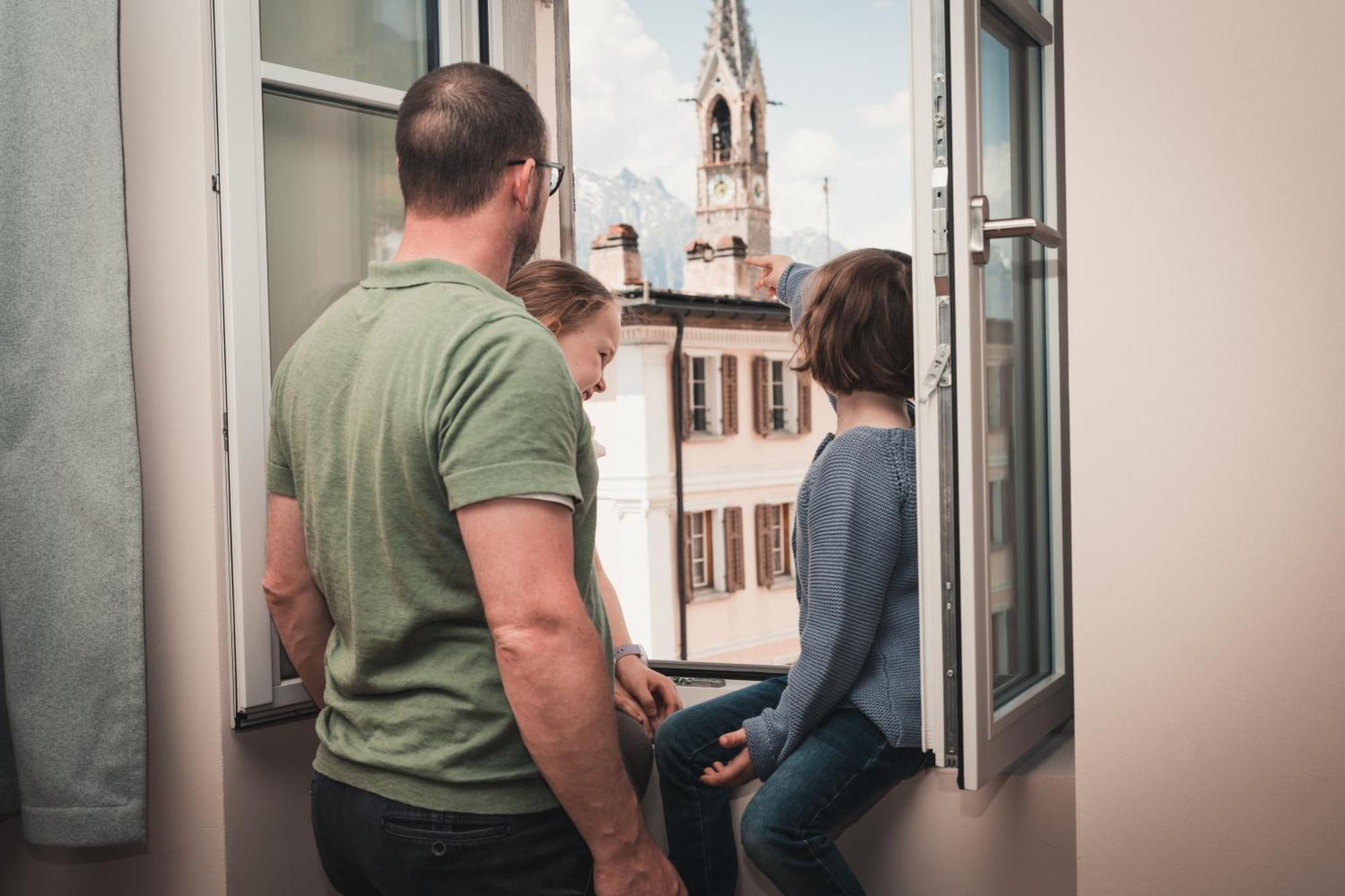 Apartamento Chasa Fent, Sent Scuol Im Engadin Exterior foto